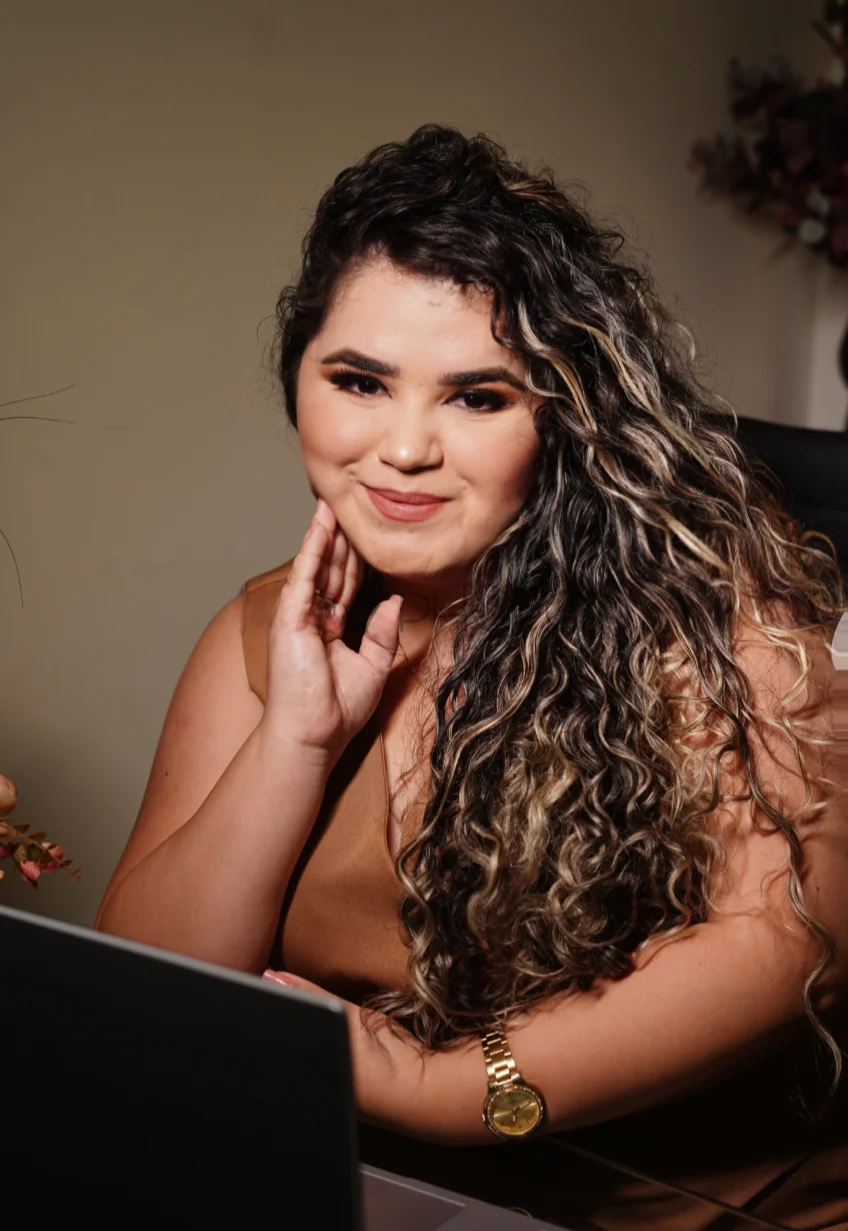 Antonia Moreira – Neuropsicóloga no consultório